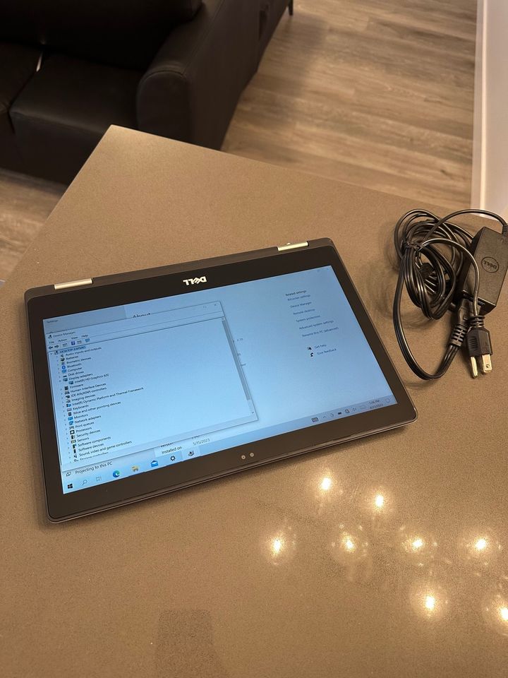 Dell Latitude 2-in 1 Touchscreen CORE i5 /8GB Ram/SSD $350 - thelaptopshop.ca