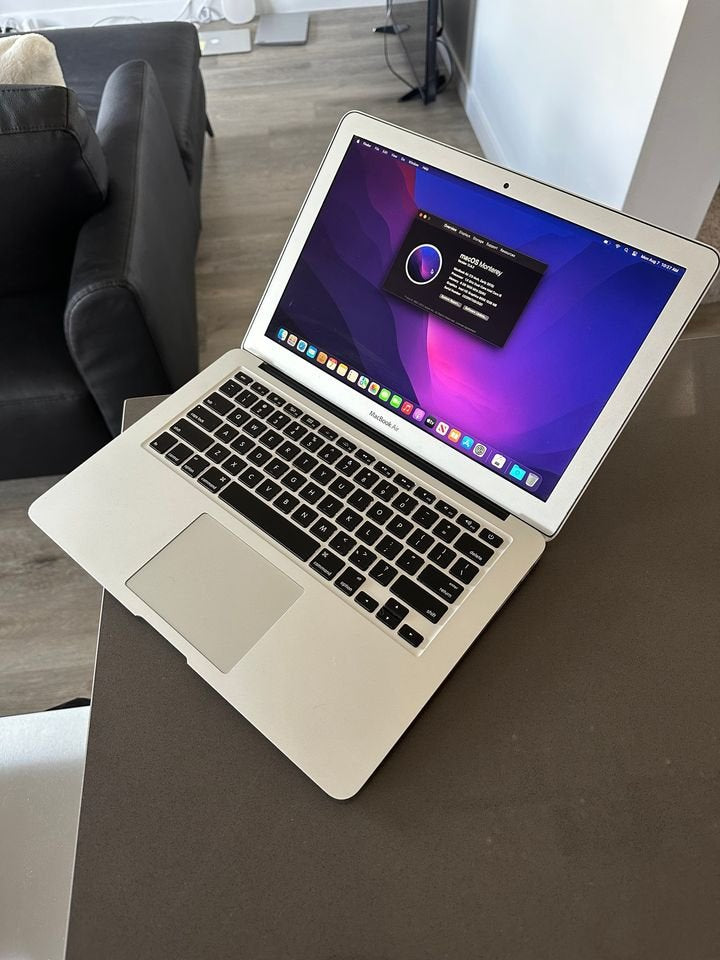2015 Apple Macbook Air/13.3"/Core i5/8GB RAM/Monterey/BRAND NEW BATTERY/2 CYCLES - thelaptopshop.ca