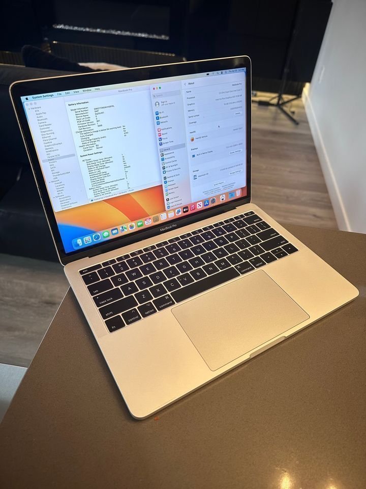 2017 Apple Macbook Pro Core i7/16 GB RAM/512GB/macOS Ventura