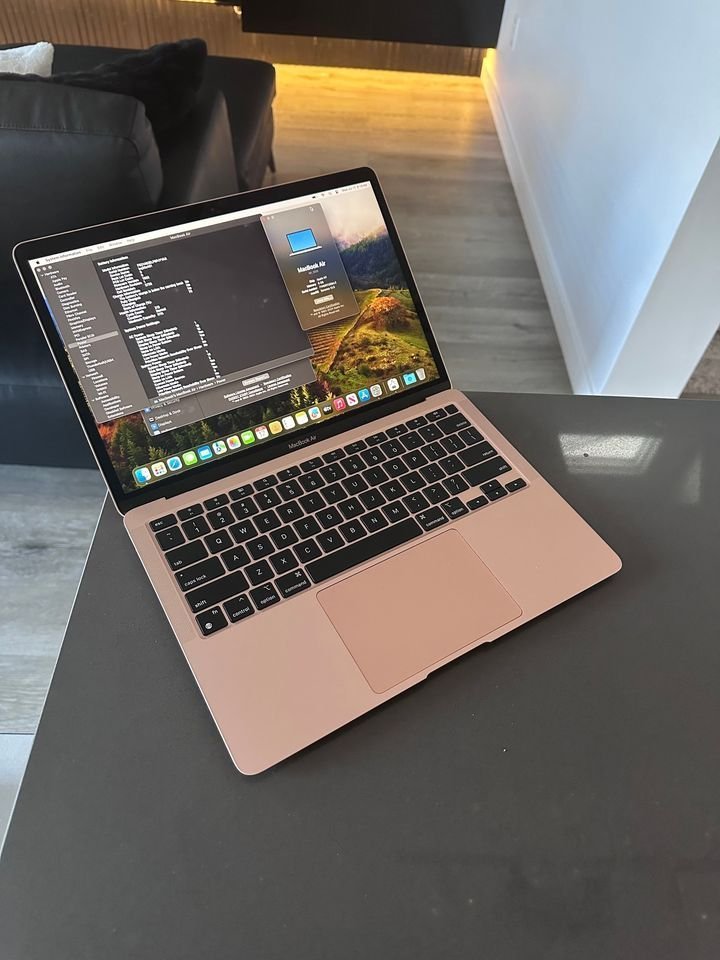 2020 Apple Macbook Air GOLD- M1 3.2 Ghz- 