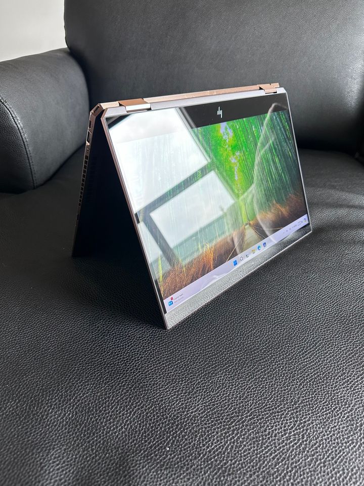 HP Spectre x360 15" 4K Touch - Core i7 Quad Core - 16GB Ram- 512 SSD