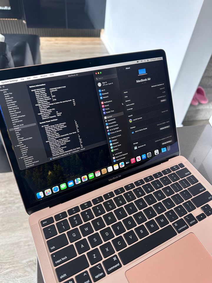 2020 Apple Macbook Air GOLD- M1 3.2 Ghz- 100% Battery + Box