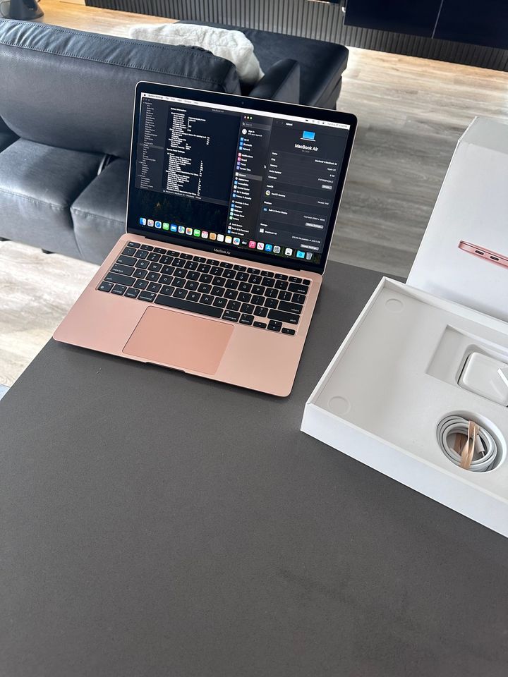 2020 Apple Macbook Air GOLD- M1 3.2 Ghz- 100% Battery + Box