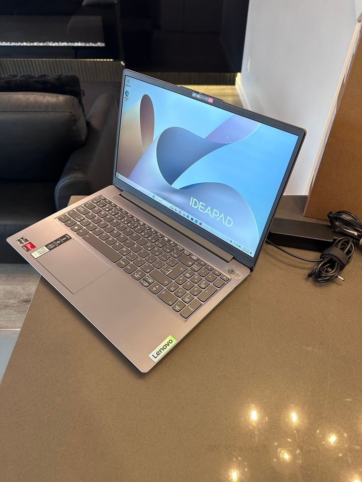 Mid 2023 Lenovo IdeaPad Slim 3 15.6" - AMD Ryzen 3 QUAD CORE- 8 GB RAM - 256 GB SSD - Windows 11 Home S 