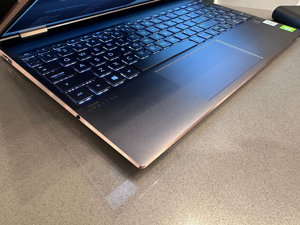 HP Spectre x360 15" 4K Touch Black/ Gold - Core i7 Quad Core - 16GB Ram- 512 SSD