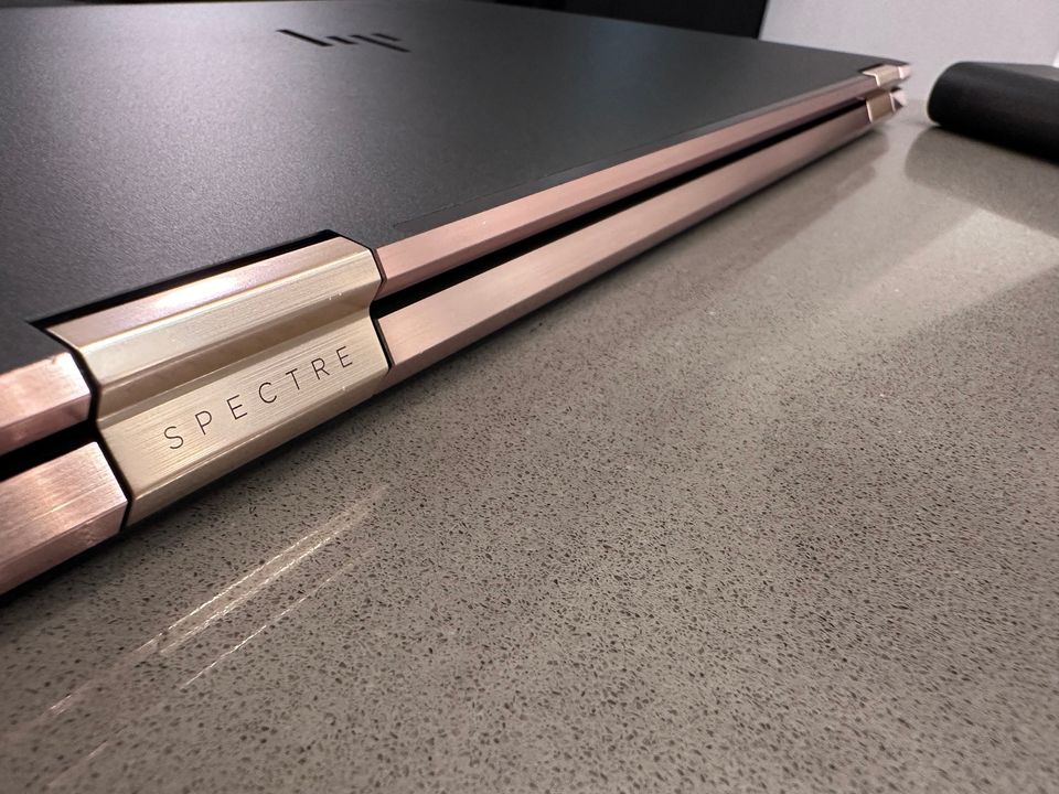 HP Spectre x360 15" 4K Touch Black/ Gold - Core i7 Quad Core - 16GB Ram- 512 SSD