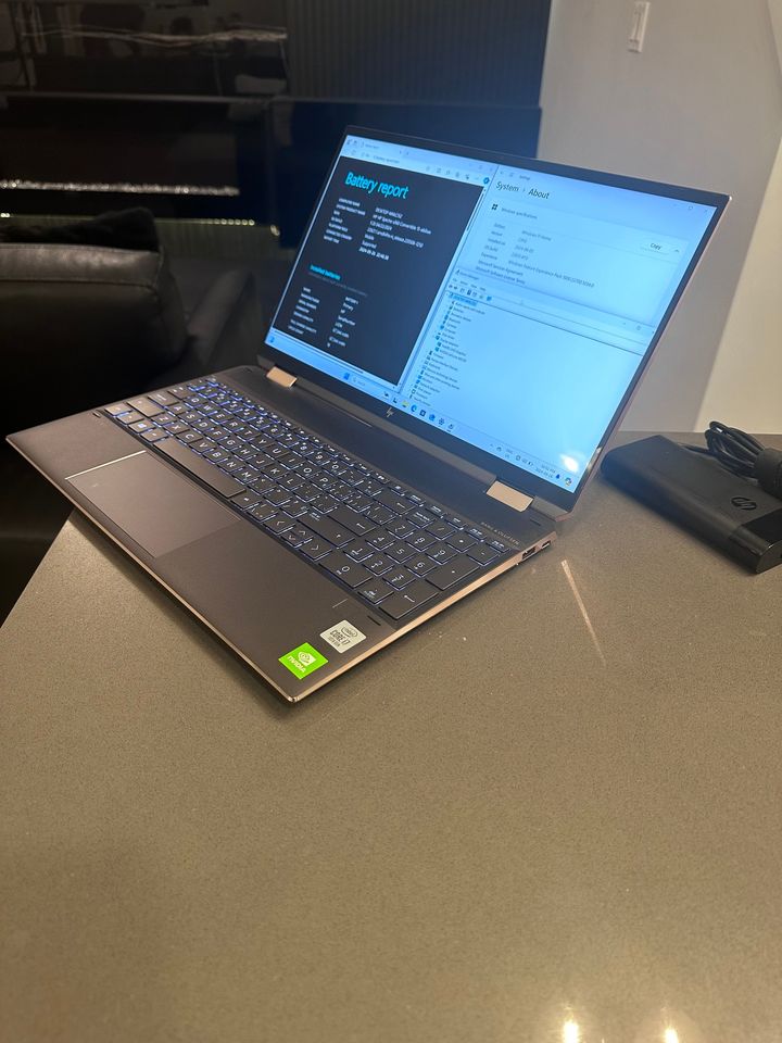 HP Spectre x360 15" 4K Touch Black/ Gold - Core i7 Quad Core - 16GB Ram- 512 SSD