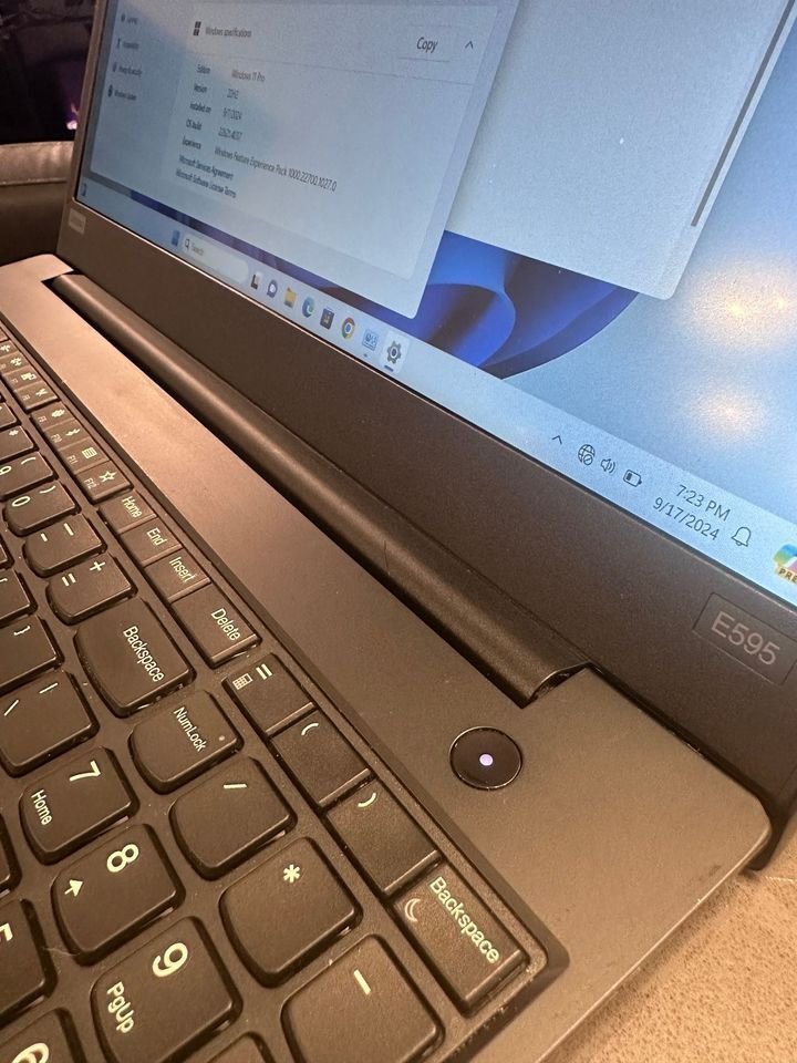 Lenovo ThinkPad E595 /QUAD Core Ryzen 5 / 16GB/512GB SSD/Win 11/Radeon VEGA