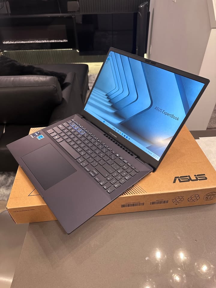 Late 2023-ASUS Expertbook B5 / 16" / Intel i5 13th Gen 12 CORE / 16GB / SSD / WIN 11 PRO