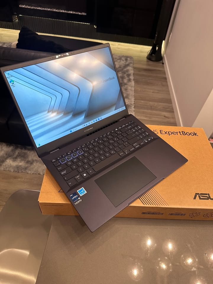 Late 2023-ASUS Expertbook B5 / 16" / Intel i5 13th Gen 12 CORE / 16GB / SSD / WIN 11 PRO