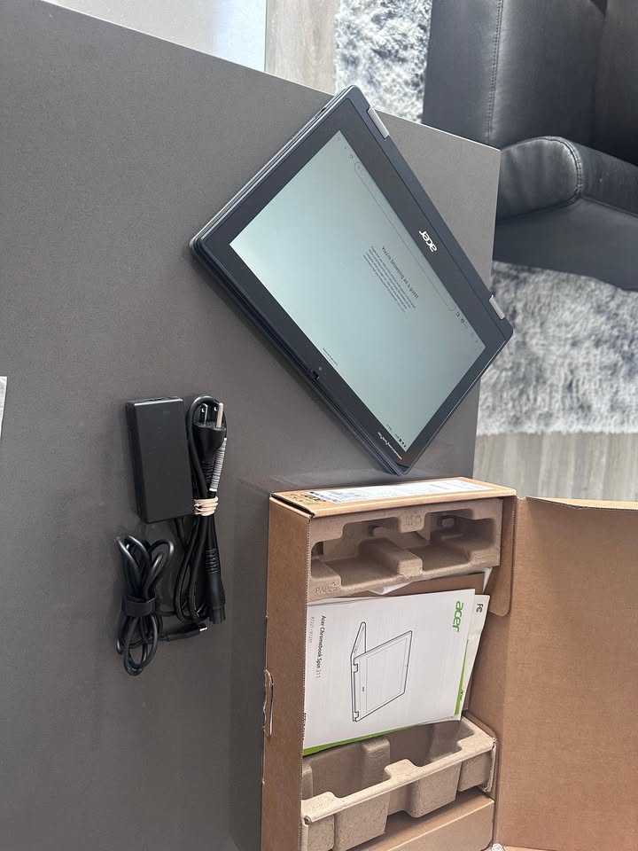 Mid 2023 Acer 11.6" Touch Rugged Chromebook Laptop/128 GB/8 GB/8 Core