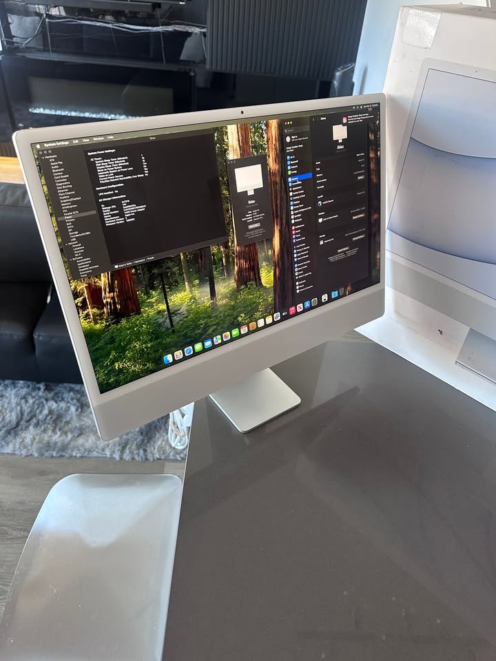 2021 Apple iMac 24" 4.5K Retina / M1 8 CORE / 256GB / 8GB