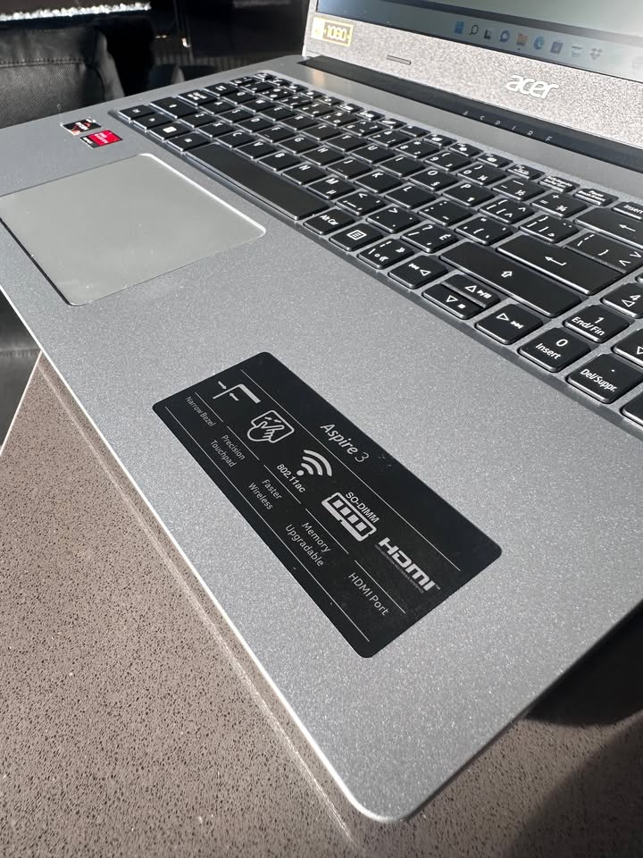 Mid 2022 Acer Aspire 3 / 15.6" 1080HD / Ryzen 3 / SSD / 8GB / WIN 11