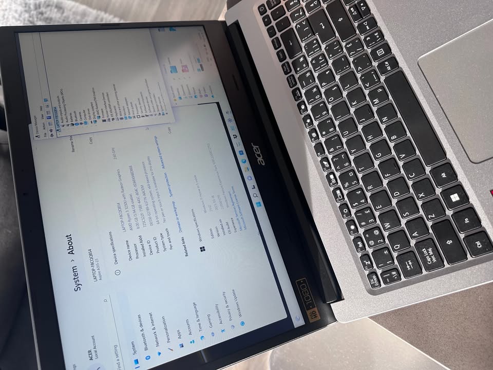 Mid 2022 Acer Aspire 3 / 15.6" 1080HD / Ryzen 3 / SSD / 8GB / WIN 11