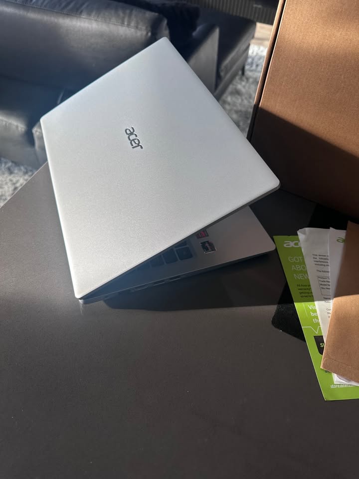 Mid 2022 Acer Aspire 3 / 15.6" 1080HD / Ryzen 3 / SSD / 8GB / WIN 11
