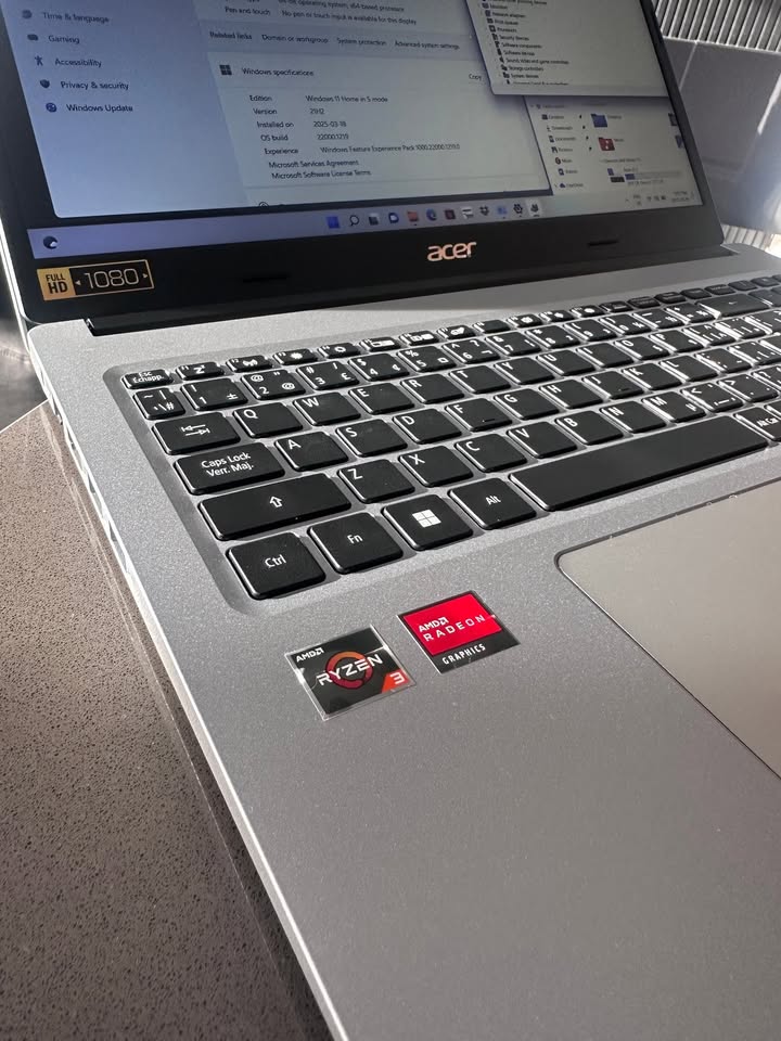 Mid 2022 Acer Aspire 3 / 15.6" 1080HD / Ryzen 3 / SSD / 8GB / WIN 11