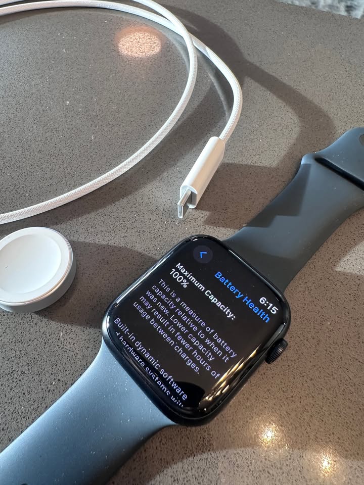 Apple Watch Series 9 (GPS + Cellular) 45mm Midnight / 100% Battery