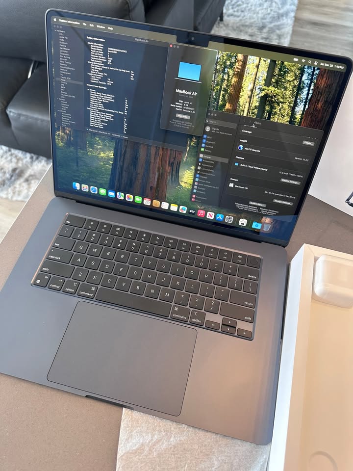 2023 Apple Macbook Air 15" Midnight/ M2 - 8 CORE/Sequoia/Box