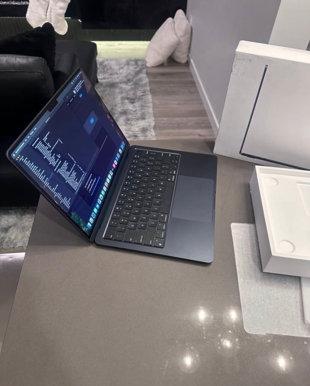 2024 Apple Macbook Air 13.6"/ M3/100% Battery/12 Cycle!/WARRANTY Nov 4, 2026