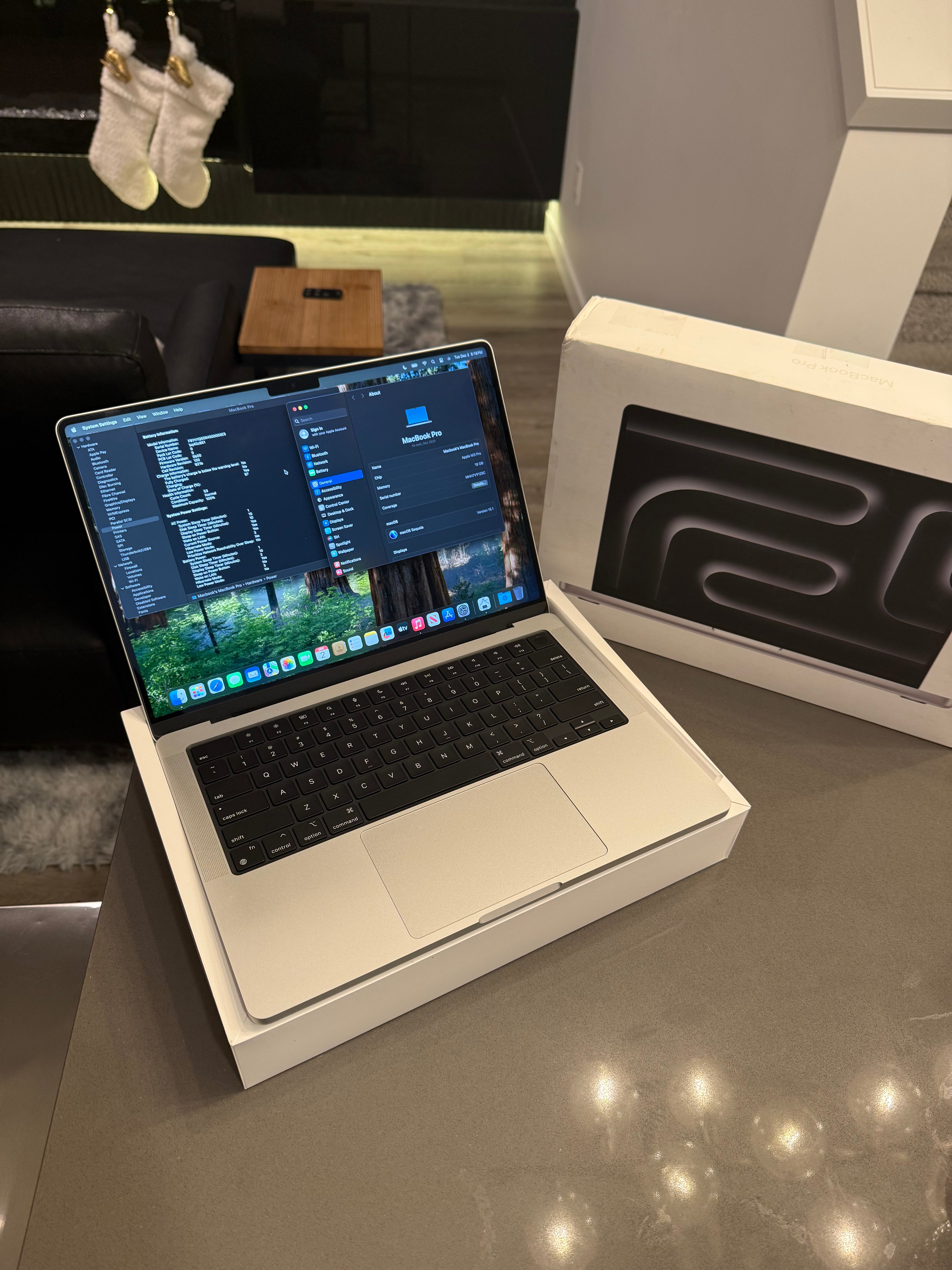 Apple MacBook Pro 14-inch (Late 2023) M3 Pro, 18GB RAM, 512GB SSD – Silver