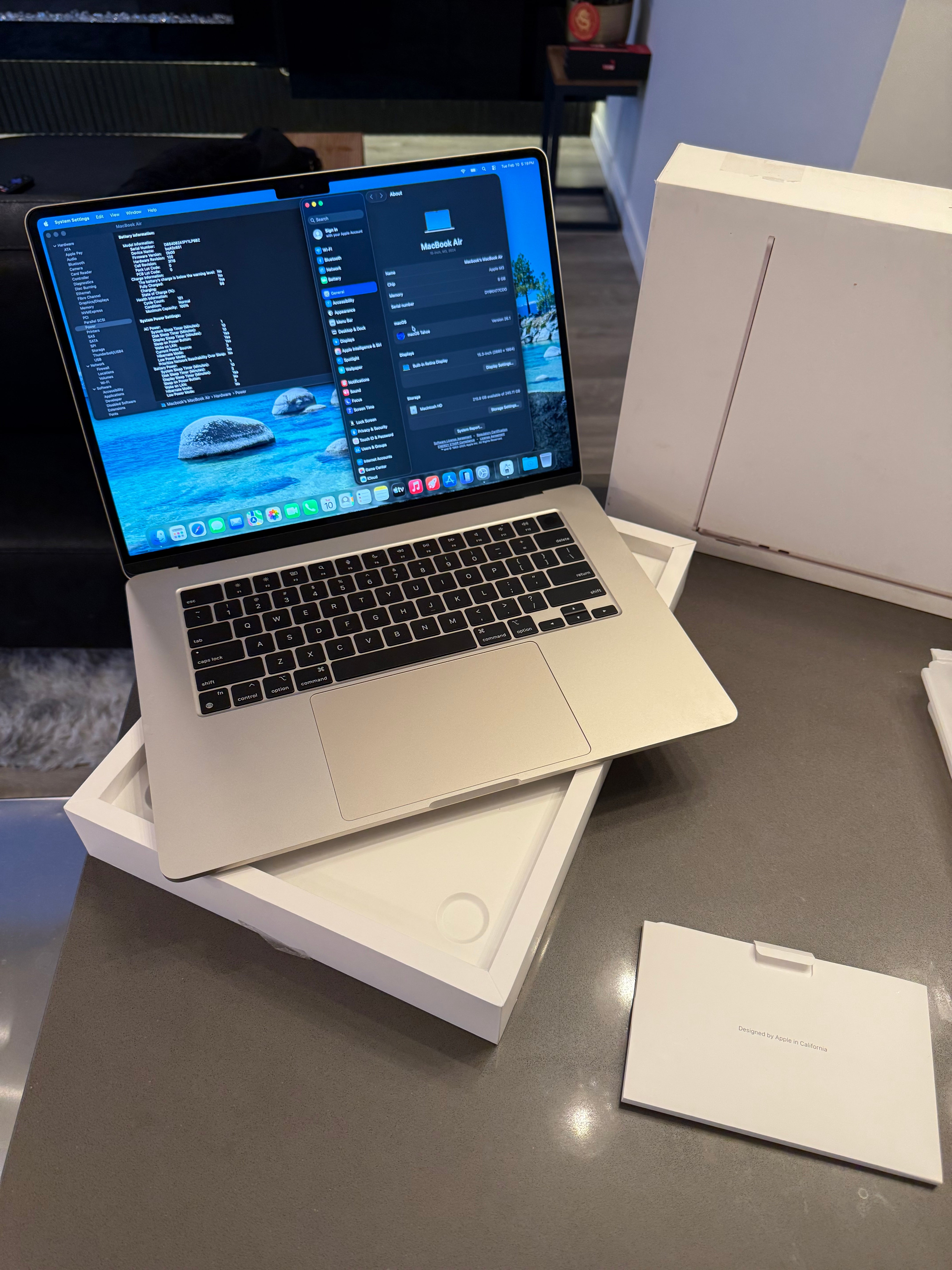 2024 Apple Macbook Air 15" Starlight/ M3 - 8 CORE/100% Battery