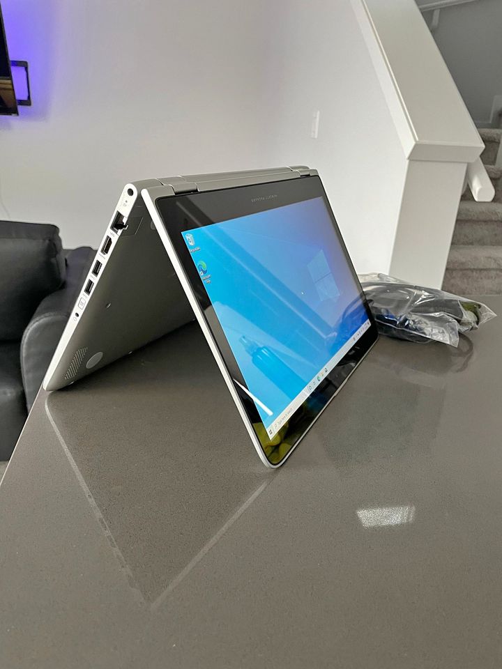 HP Pavilion x360 13.3" HD Touchscreen- Core i3-6GB Ram-500GB-bang & olufsen - thelaptopshop.ca