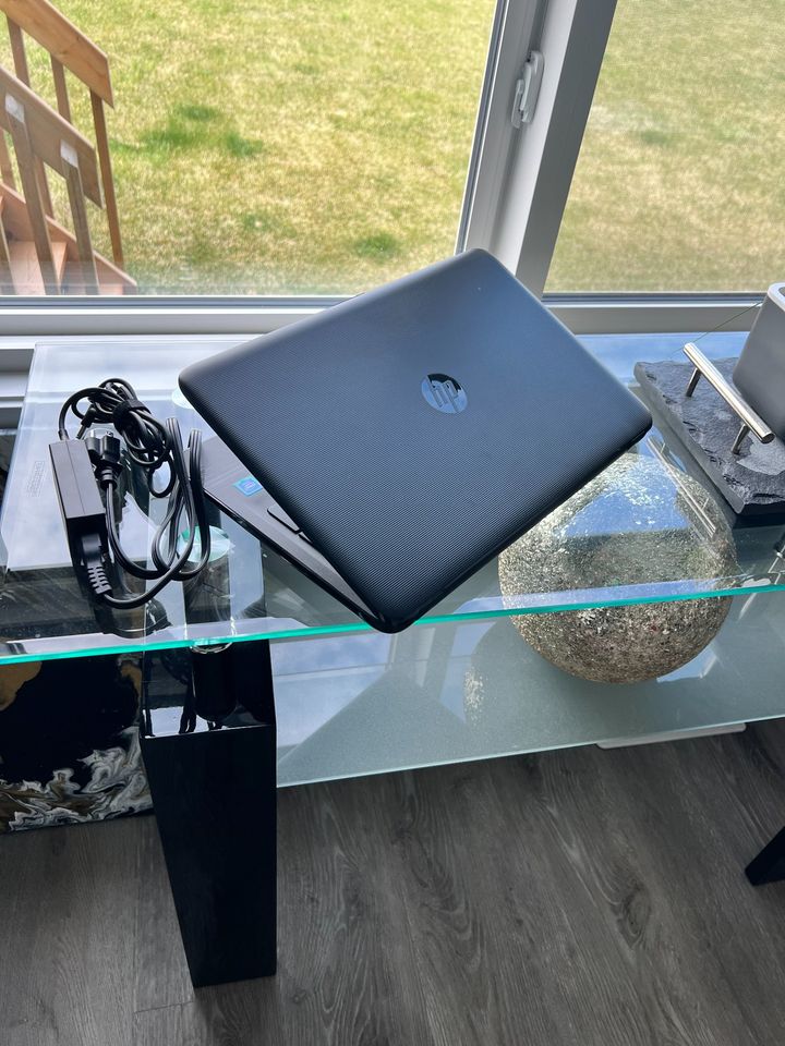 HP Laptop 16.6" HD - Intel Processor - 500 GB - New Battery - thelaptopshop.ca