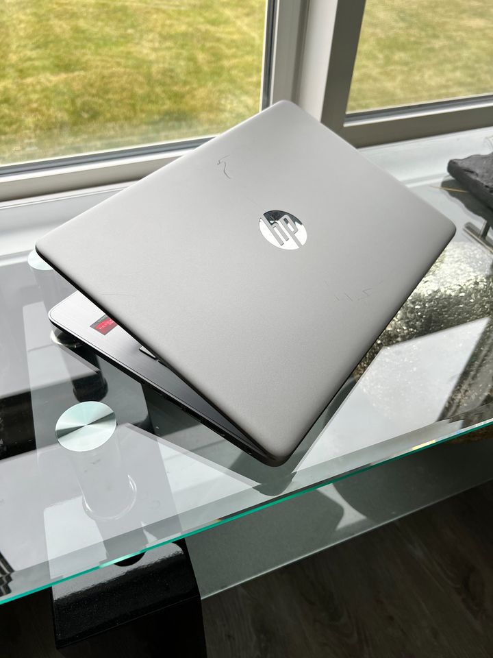 HP 14 FHD Laptop- AMD Ryzen - 512 GB SSD - 8GB Ram - Brushed Aluminum - thelaptopshop.ca