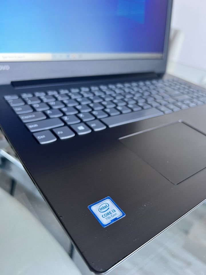 Lenovo 15.6" HD - Core i3 7th Gen - 1000 GB - Windows 10 - thelaptopshop.ca