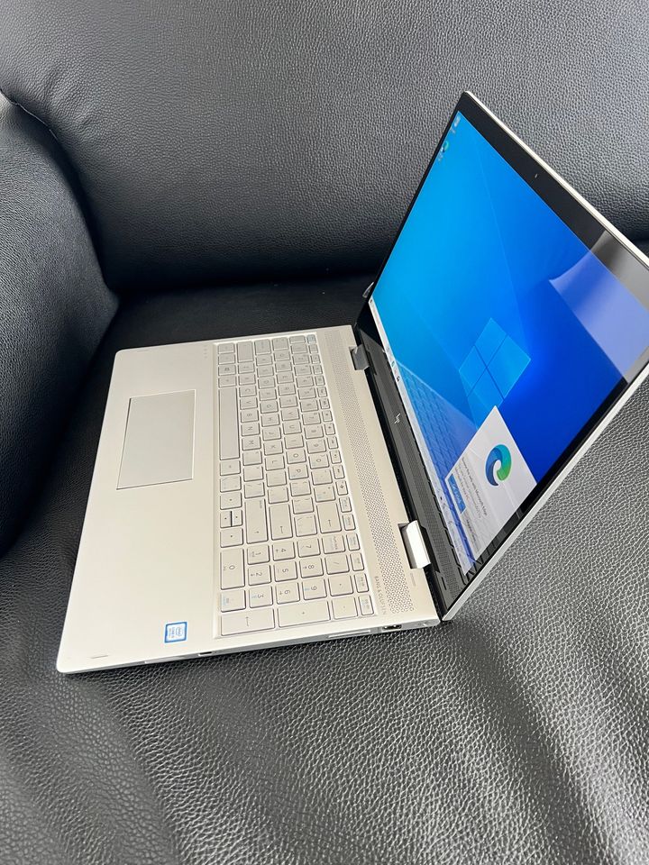 HP Envy x360 - Touchscreen - 15.6"- 8GB Ram - SSD - QUAD Core Intel i5 8th Gen - thelaptopshop.ca