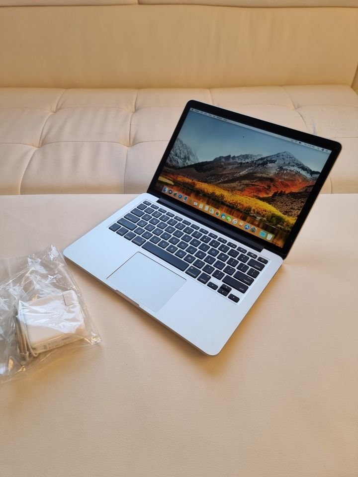 2015 Apple Macbook Pro Retina - Core i5 - 8GB Ram - Monterey - thelaptopshop.ca