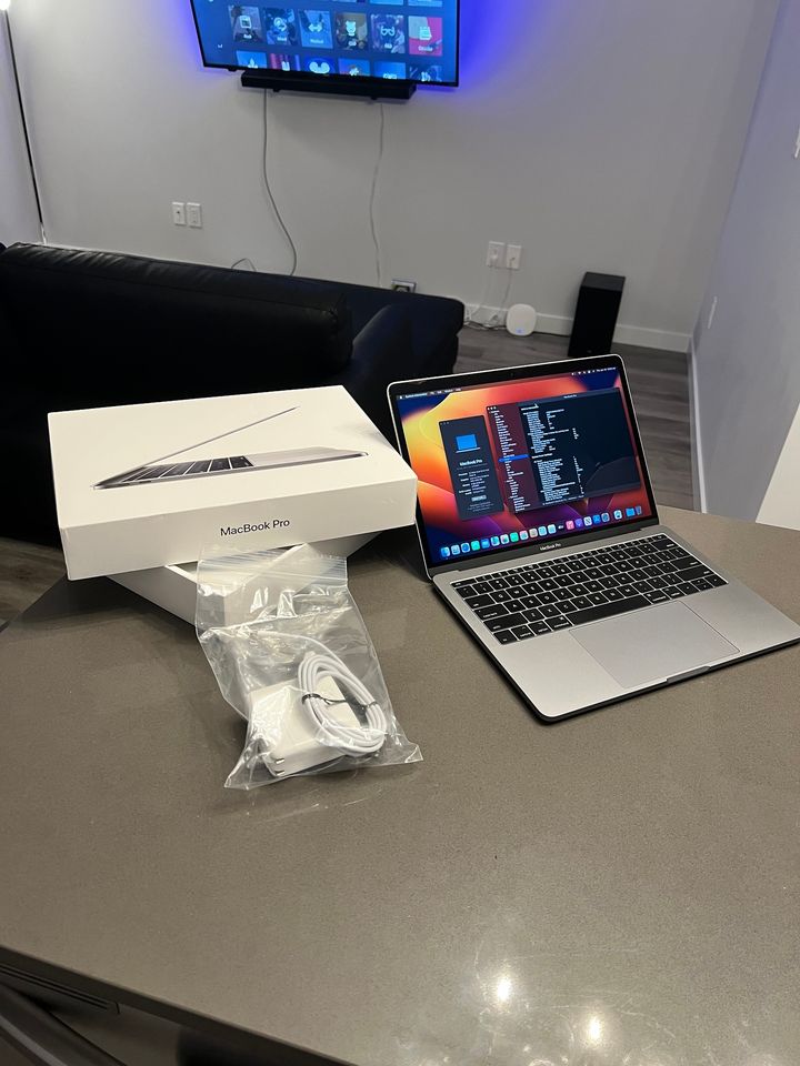2017 Apple Macbook Pro Space Grey/13.3"/Core i5/145 Cycles/macOS Ventura - thelaptopshop.ca