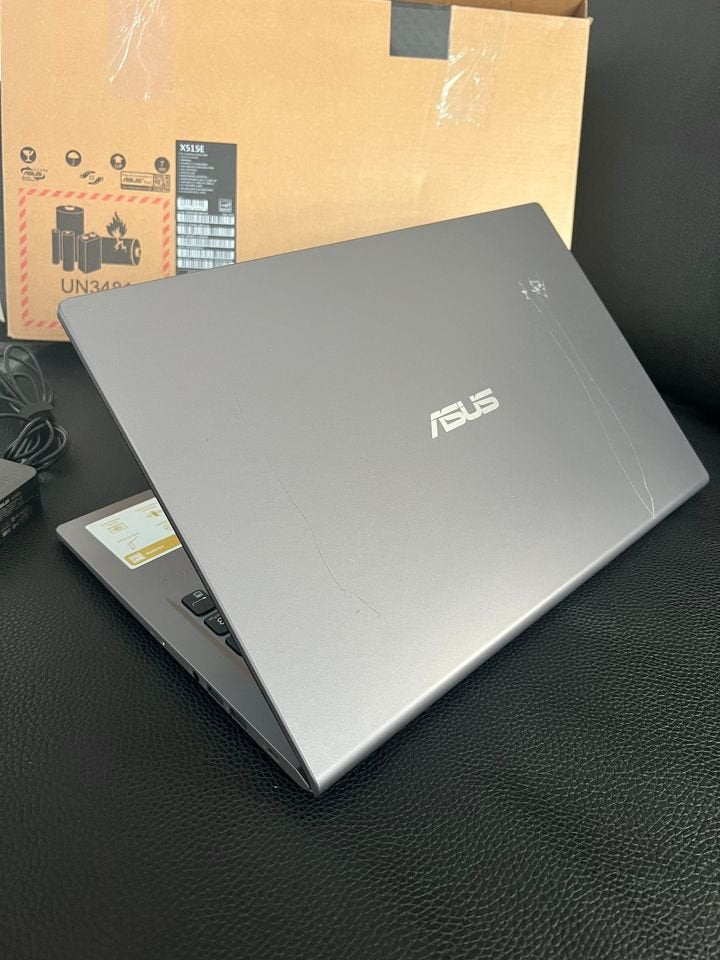 Mid 2022/ Asus Vivobook/ 11th Gen i7/16GB Ram/1TB SSD - thelaptopshop.ca