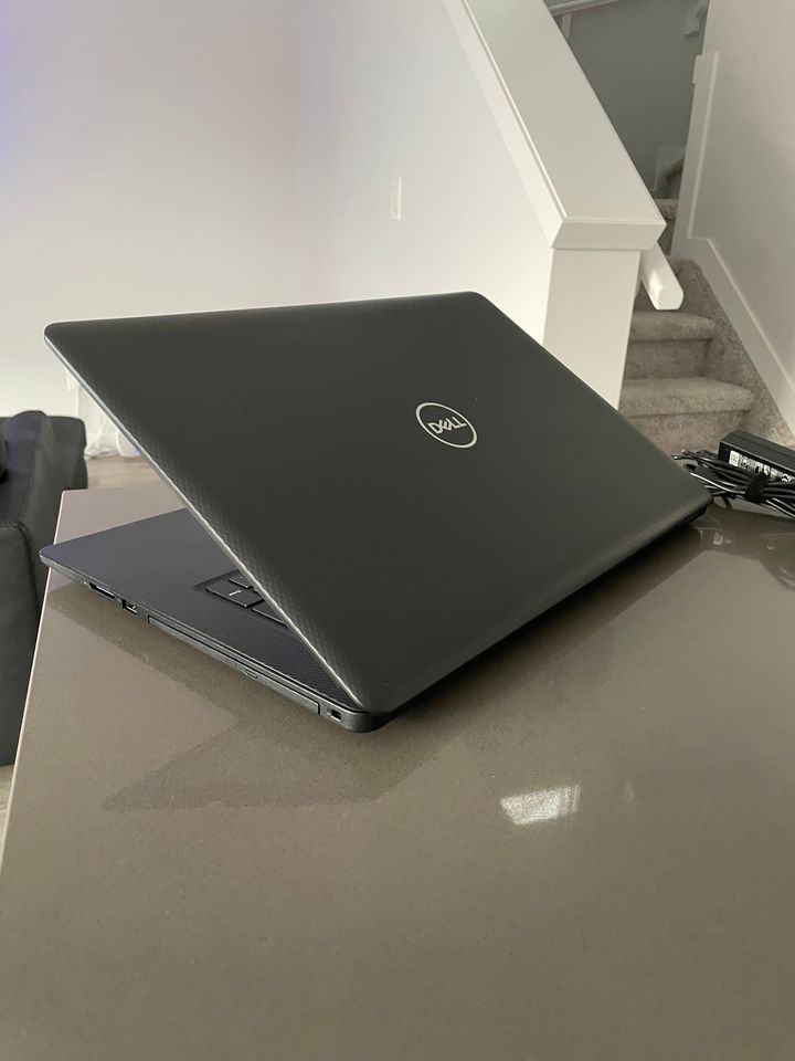 Dell 17.3" HD-QUAD Core i5 10th Gen/8GB RAM-1 TB/ - thelaptopshop.ca