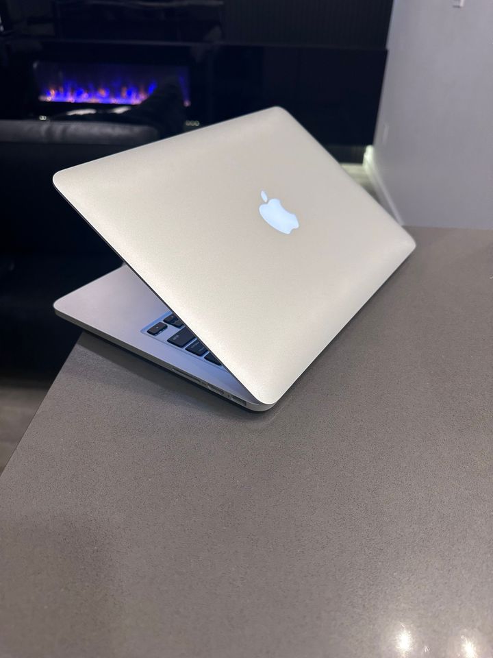 2015 Apple Macbook Pro Retina/Core i5 2.9Ghz /16GB/ Upgraded 512GB Monterey