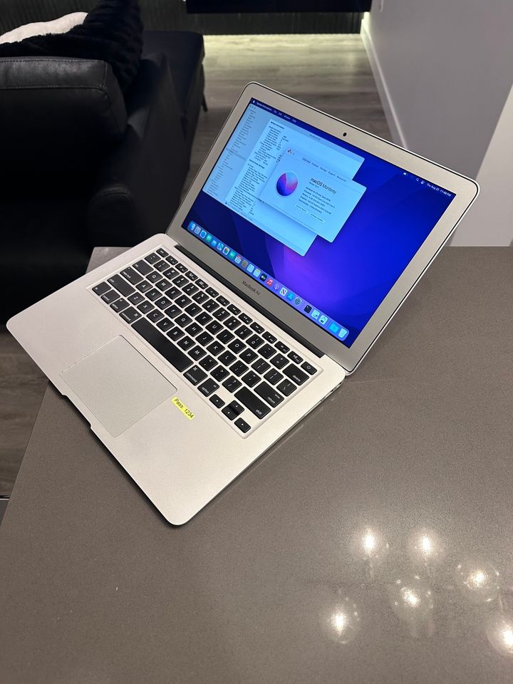 2015 Apple Macbook Air 13" /Intel Core i5/256 SSD