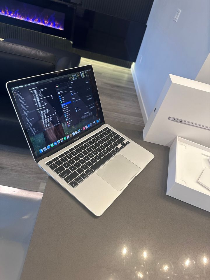 2020 Apple Macbook Air- M1/ macOS Sequoia With Box $740