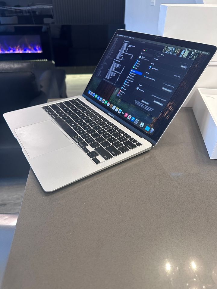 2020 Apple Macbook Air- M1/ macOS Sequoia With Box $740