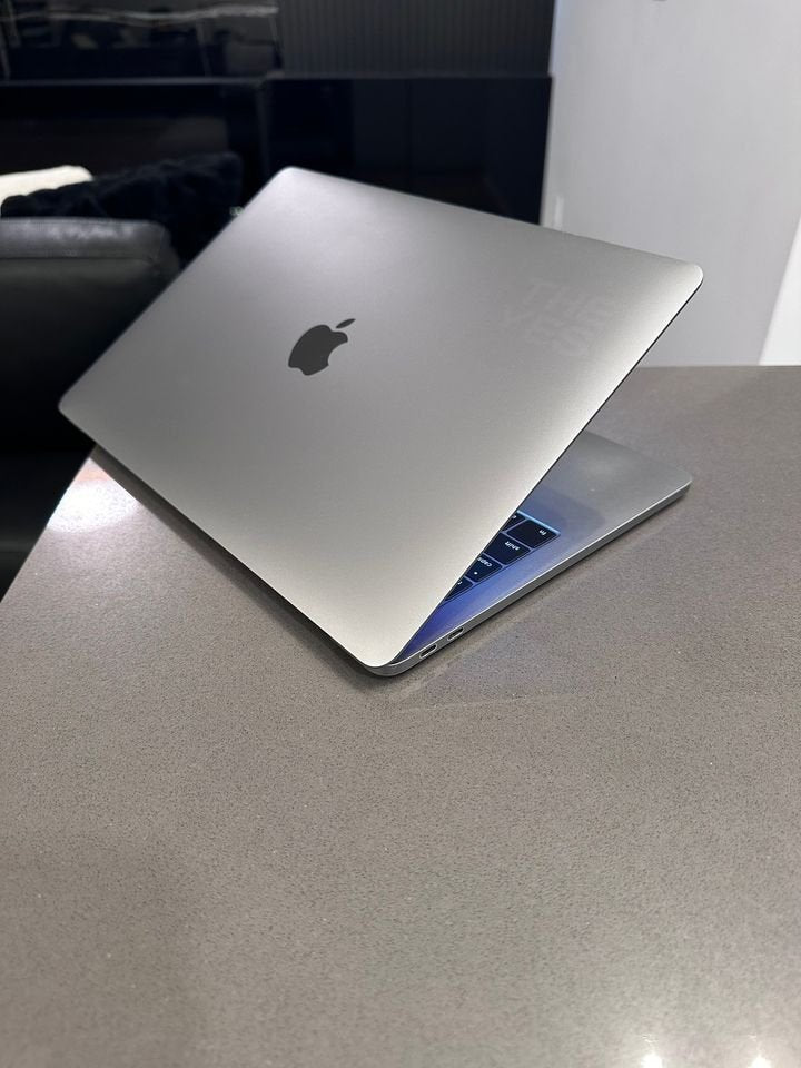 2017 Apple Macbook Pro- Core i5- Monterey - Only $450