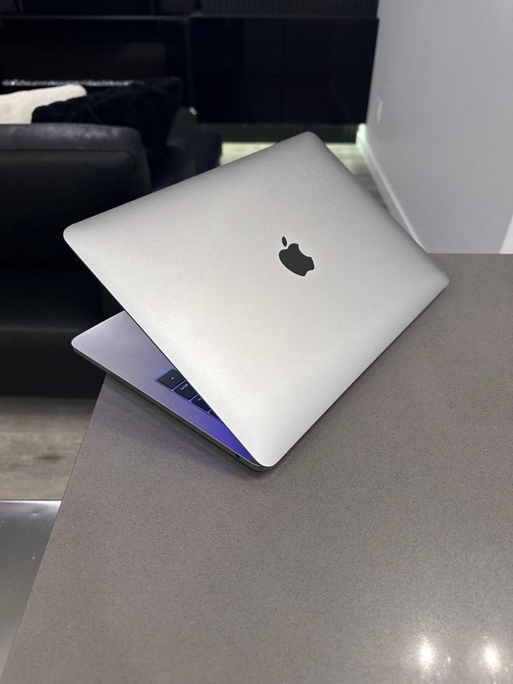 2017 Apple Macbook Pro- Core i5- Monterey - Only $450