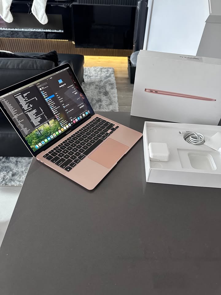 2020 Apple Macbook Air Gold- M1/ English macOS Sequoia