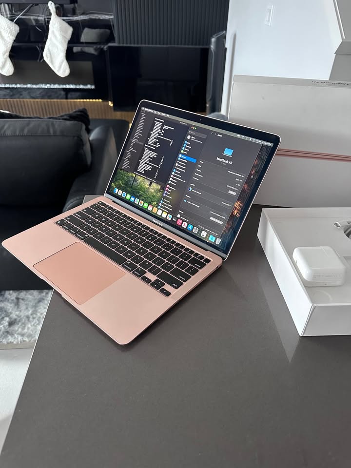 2020 Apple Macbook Air Gold- M1/ English macOS Sequoia