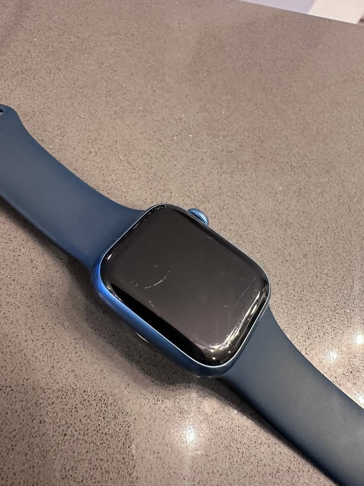 Apple Watch Series 7 (GPS) 41mm Blue Aluminum