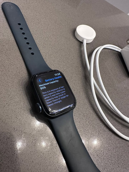 Apple Watch Series 8 GPS Aluminum 41mm + Charger