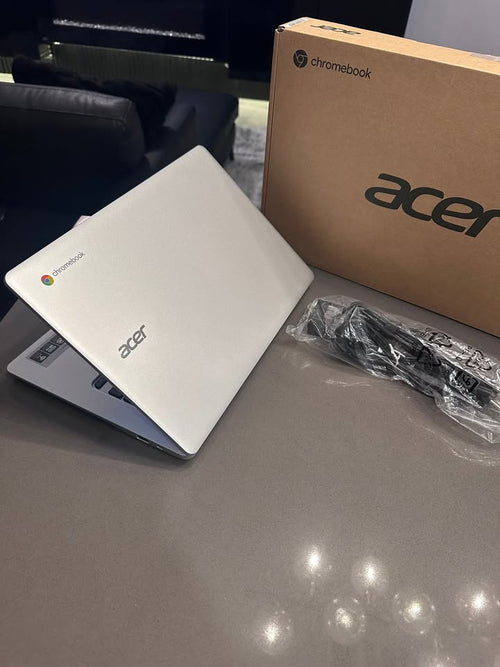 2023 Acer Chromebook 14” Full HD 1080p, 8 Core/128GB/ 8GB Chrome OS