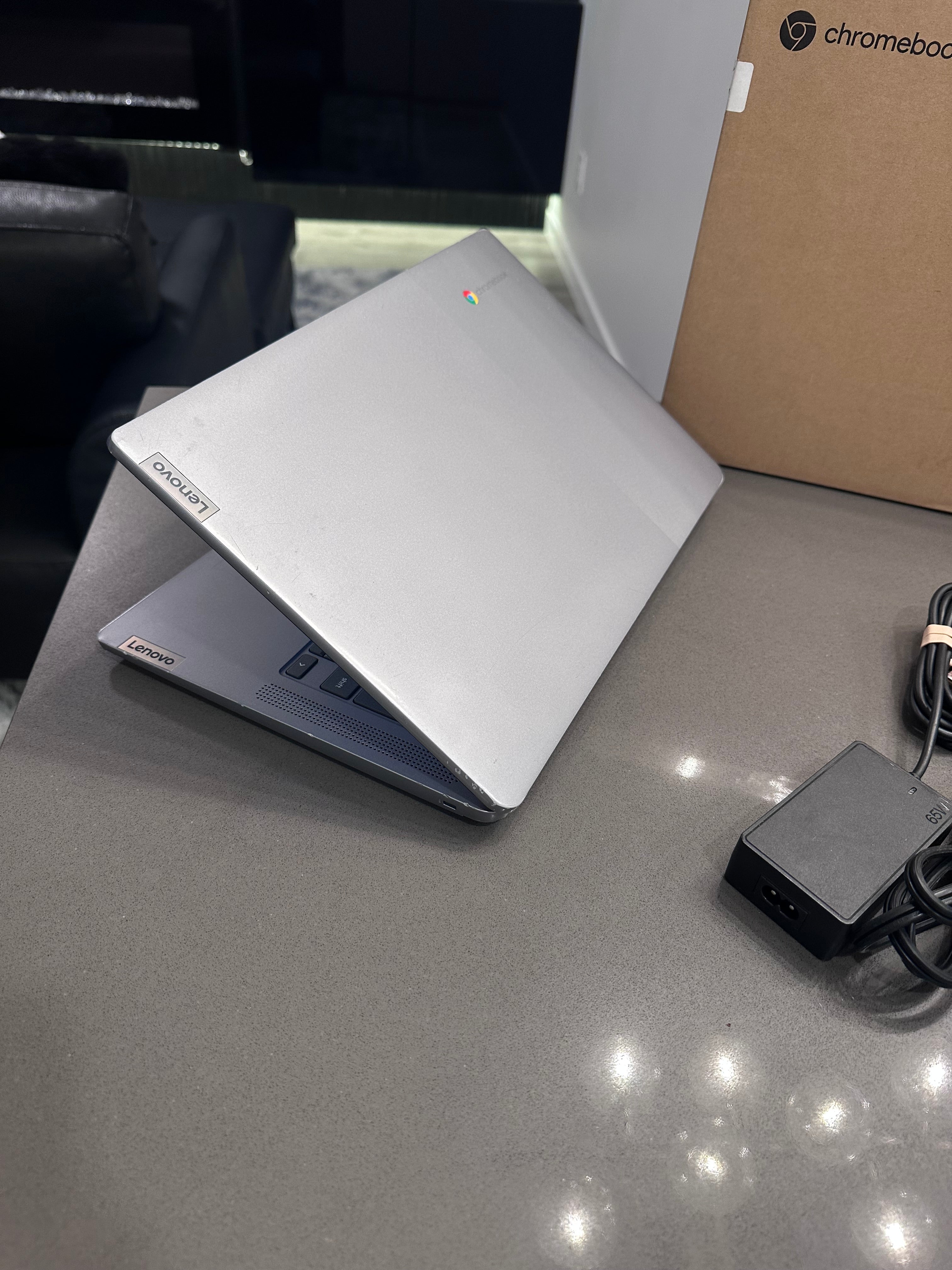 Lenovo Chromebook 14” Octa (8) Core - 16 Hour Battery