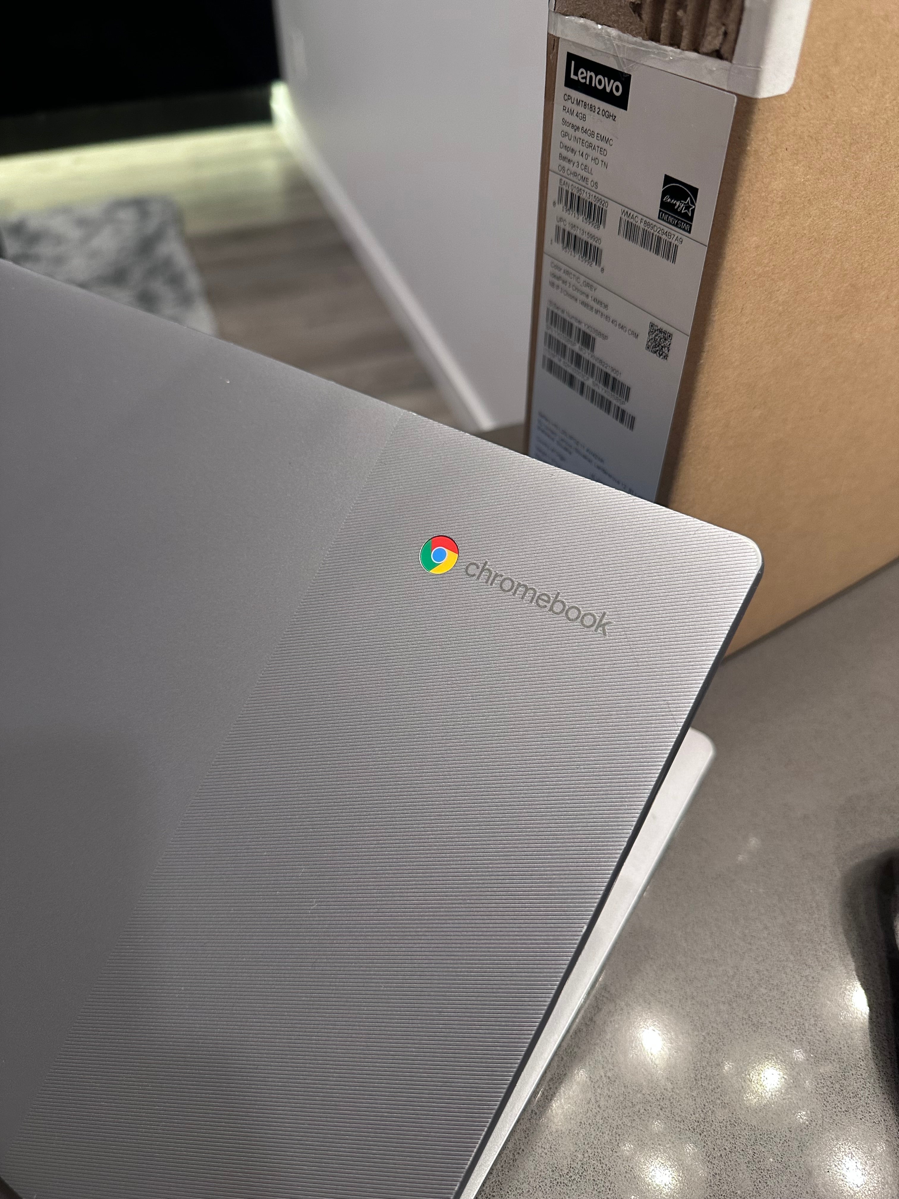 Lenovo Chromebook 14” Octa (8) Core - 16 Hour Battery