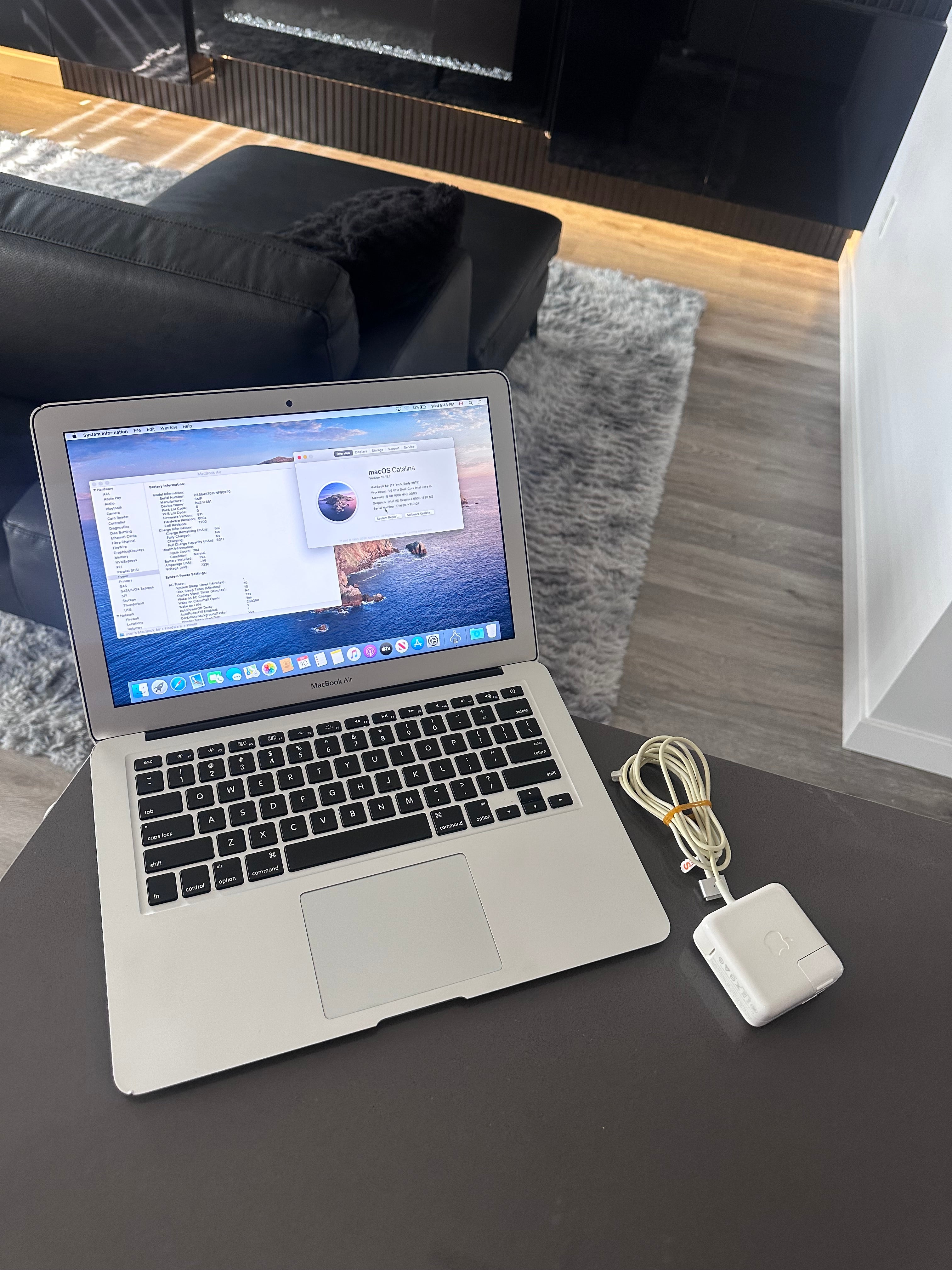 2015 Apple Macbook Air Core i5 */8GB RAM/256GB&nbsp;