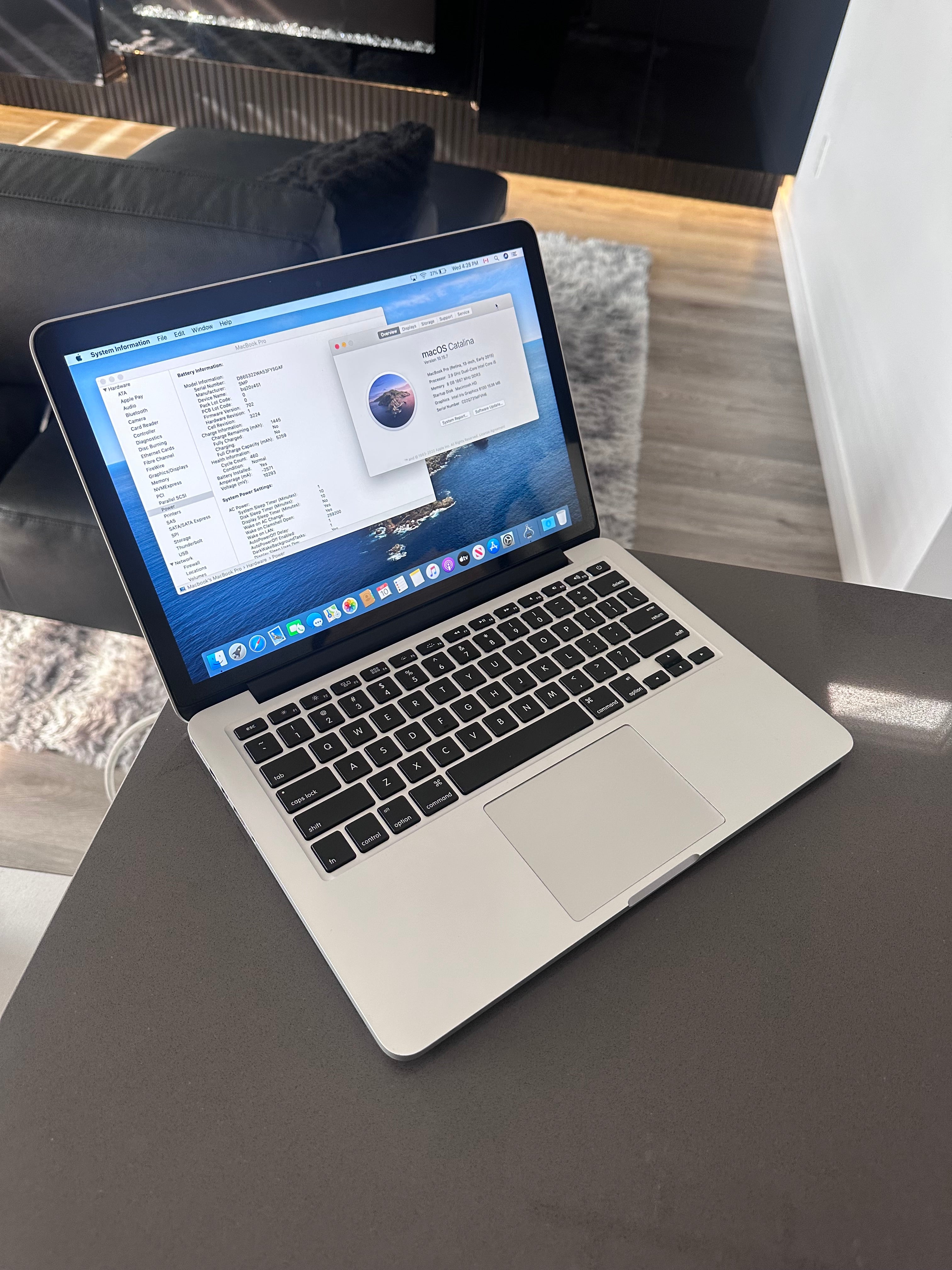2015 Apple Macbook Pro Retina/Core i5 2.9Ghz /8 GB/ 256 GB