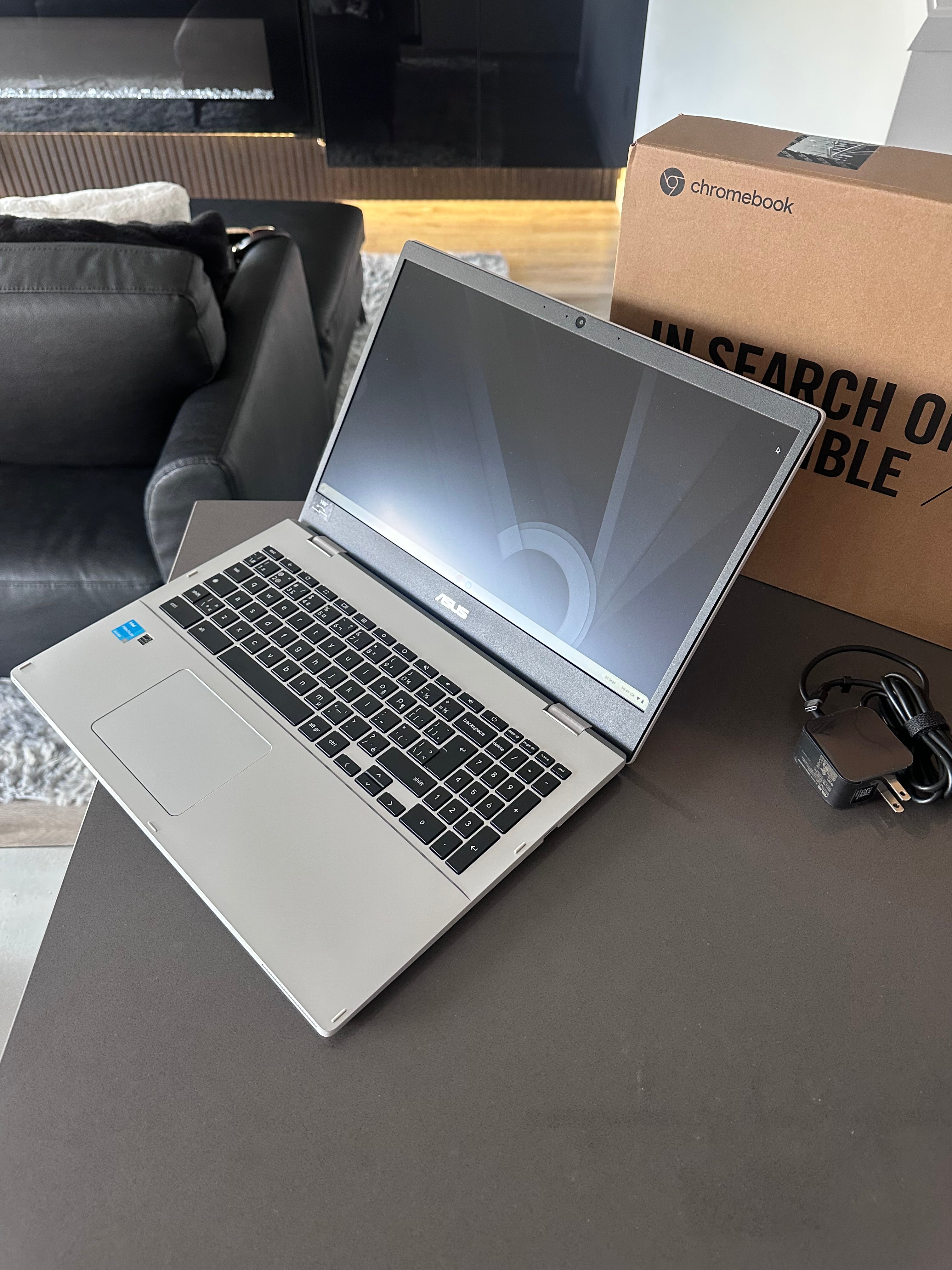 ASUS Chromebook 15.6" Full HD NanoEdge Display, Intel QUAD Core, 64GB, Chrome OS